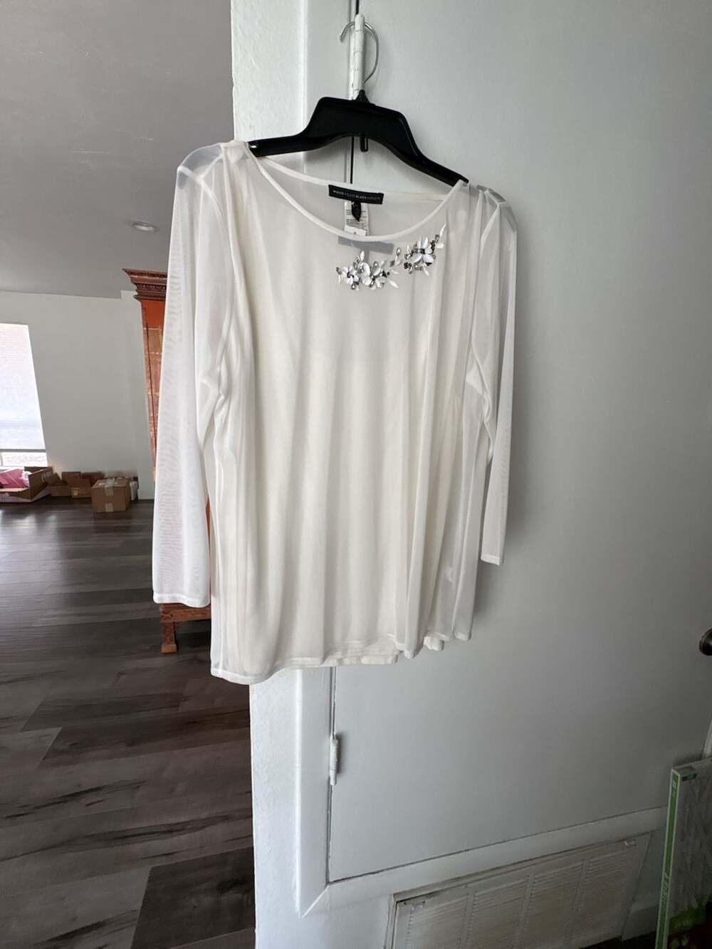 White House Black Market White Embellished Blouse 2pc – NWT Size Medium
